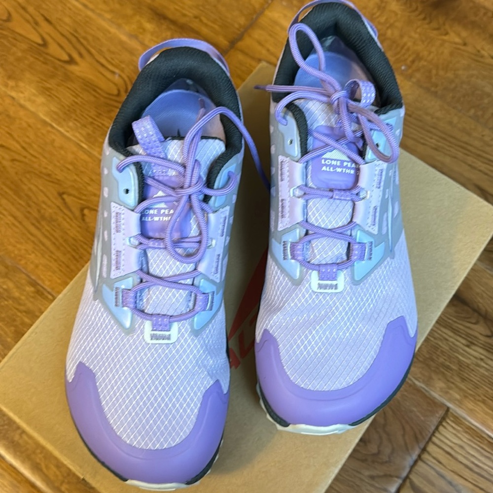 Women’s altra sneakers